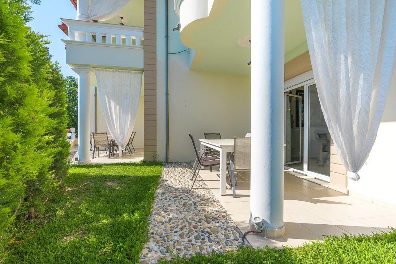 Apartments Alexandros Polychrono Exterior foto
